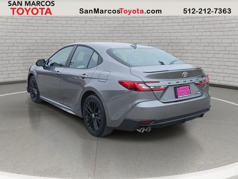 New 2026 Toyota Camry SE image 7