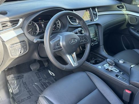 Used 2020 INFINITI QX50 Essential w/ Edition 30 Package FWD image 17