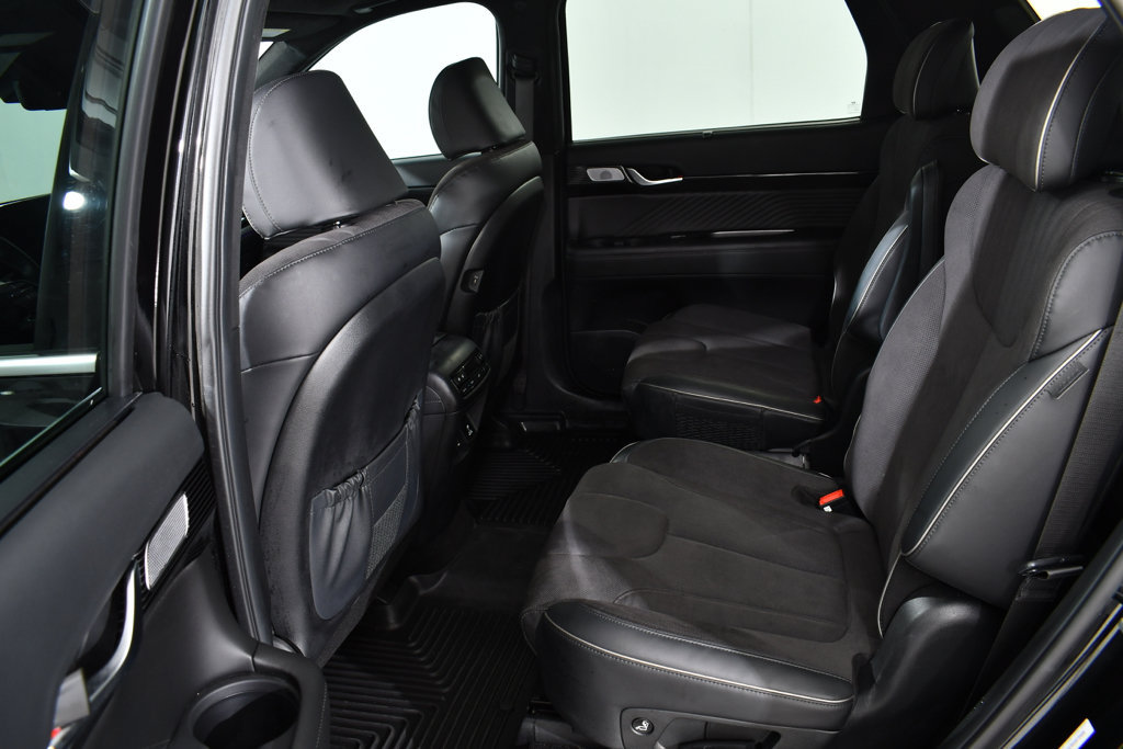 Used 2025 Hyundai Palisade Calligraphy AWD/4WD image 16