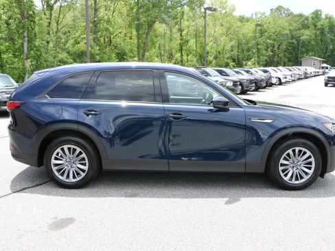 Used 2024 MAZDA CX-90 Plug-In Hybrid w/ Preferred AWD/4WD image 9
