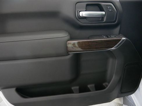 New 2025 GMC Sierra 3500 SLE w/ SLE Convenience Package image 10