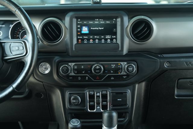 Used 2021 Jeep Wrangler Unlimited Sport AWD/4WD image 29