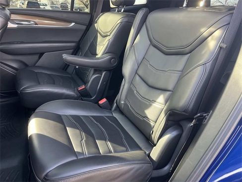 Used 2023 Cadillac XT6 Sport w/ Platinum Package image 22