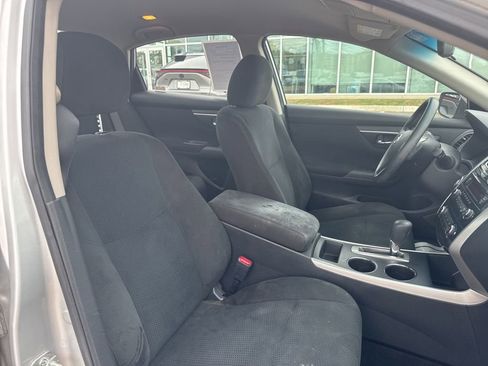 Used 2015 Nissan Altima 2.5 S w/ Sport Value Package FWD image 16