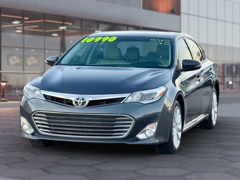 Used 2013 Toyota Avalon XLE image 2