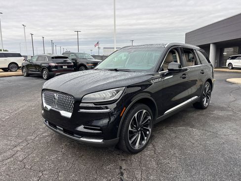 Certified 2024 Lincoln Aviator Reserve w/ Equipment Group 201A AWD/4WD image 3
