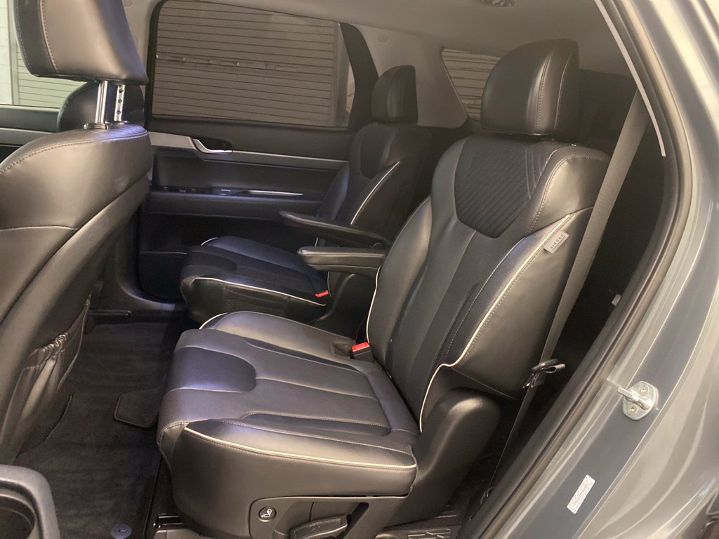 Used 2023 Hyundai Palisade SEL w/ Cargo Package FWD image 21