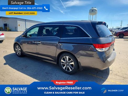 Used 2014 Honda Odyssey Touring Elite image 3