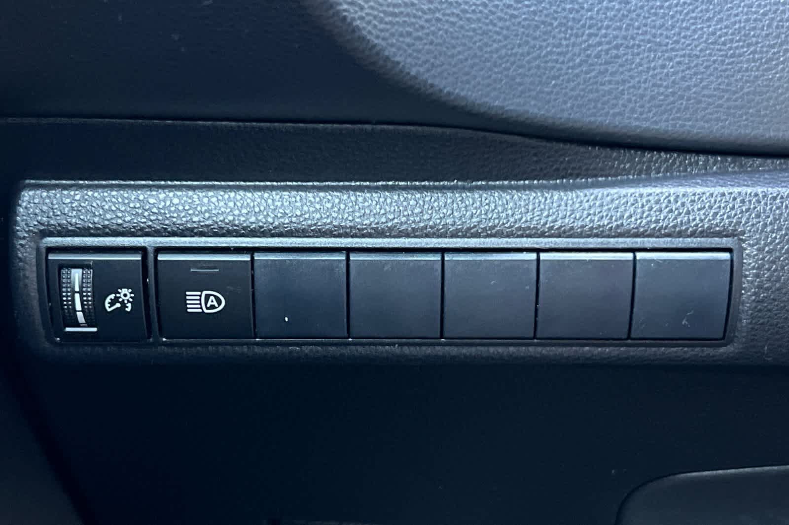 Used 2019 Toyota Corolla SE FWD image 29