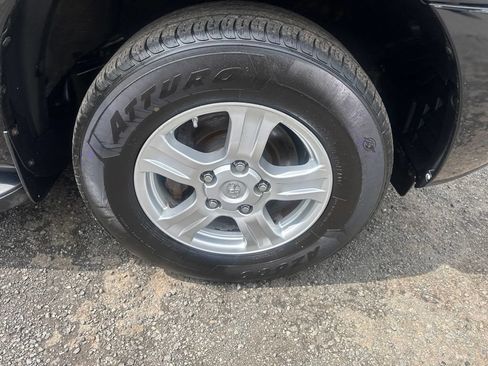 Used 2012 Toyota Sequoia SR5 AWD/4WD image 25