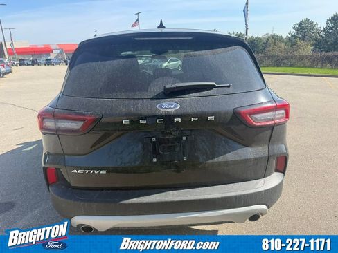 Certified 2023 Ford Escape Active w/ Cold Weather Package FWD image 6