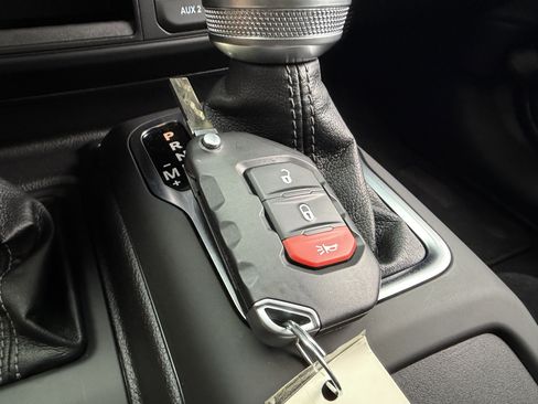 Used 2025 Jeep Wrangler Sport image 42