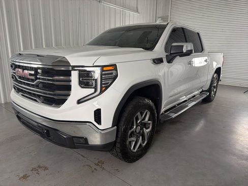 Used 2023 GMC Sierra 1500 SLT w/ SLT Premium Package image 1