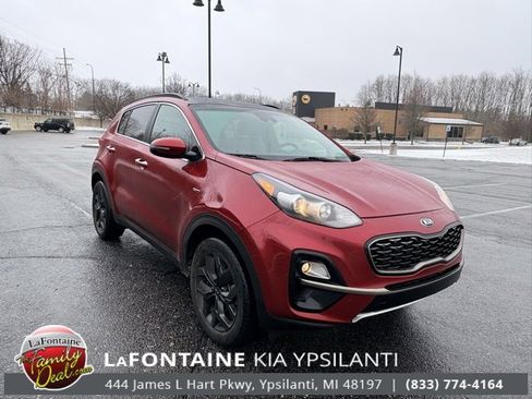 Certified 2020 Kia Sportage S w/ S Sunroof Package image 5