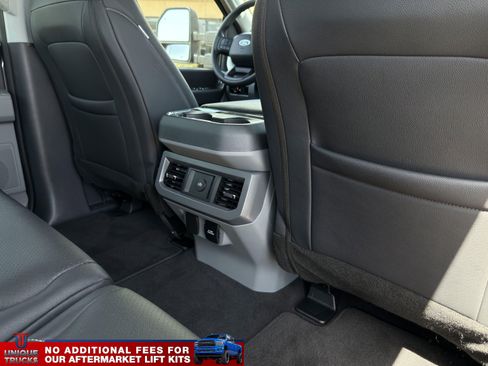 Used 2024 Ford F250 XLT w/ FX4 Off-Road Package AWD/4WD image 25