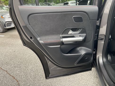 Certified 2025 Mercedes-Benz GLA 250 4MATIC image 38