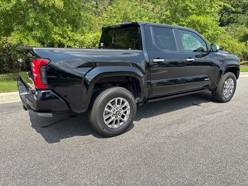Used 2024 Toyota Tacoma Limited AWD/4WD image 2