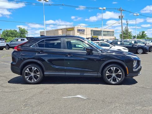 Used 2022 Mitsubishi Eclipse Cross FWD image 8