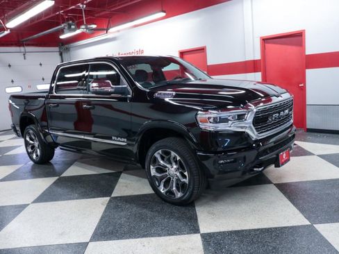 Used 2024 RAM 1500 Limited AWD/4WD image 37