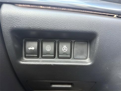 Used 2022 Nissan Maxima SR w/ Sport Mat Group image 20