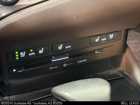 Used 2019 Lexus ES 300h w/ Premium Package FWD image 27