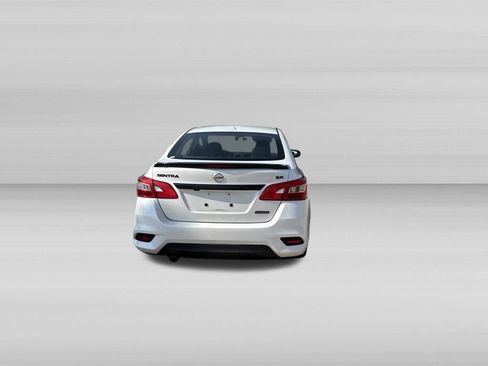 Used 2018 Nissan Sentra SR w/ SR Midnight Edition Package FWD image 6