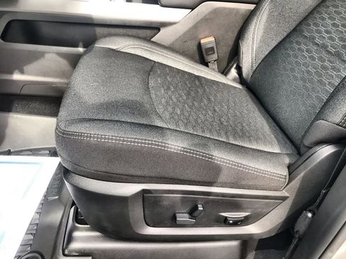 New 2026 RAM 2500 Big Horn AWD/4WD image 12