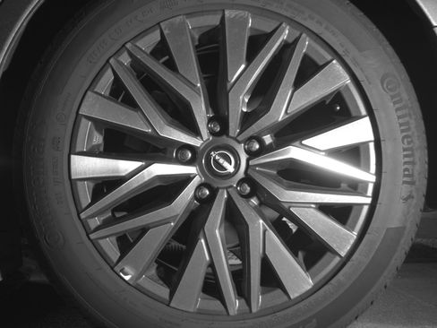 Used 2025 Nissan Altima 2.5 SV image 14