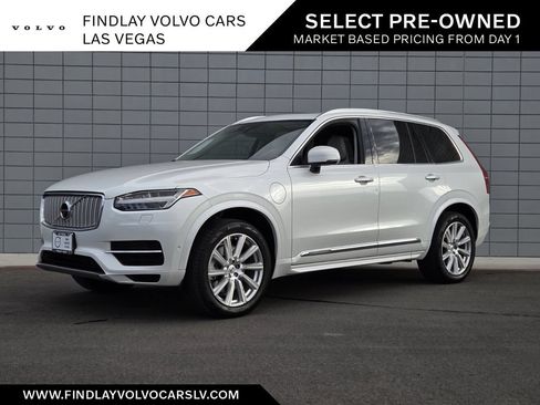 Used 2017 Volvo XC90 T8 Inscription w/ Vision Package AWD/4WD image 1