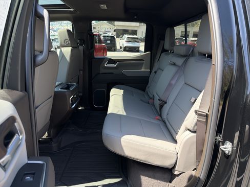New 2026 GMC Sierra 1500 SLT w/ SLT Premium Plus Package AWD/4WD image 24