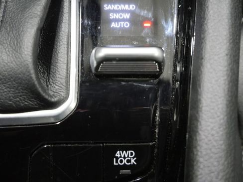 Used 2025 Jeep Compass Limited AWD/4WD image 21