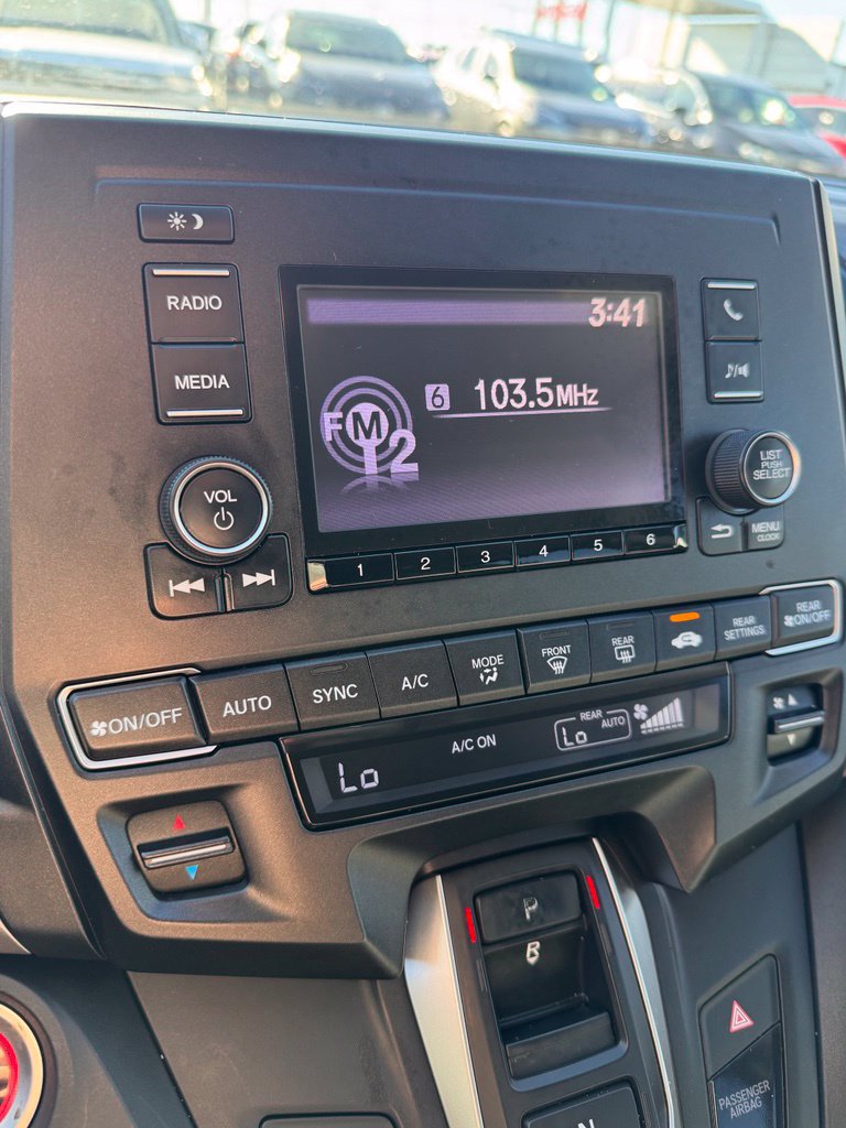 Used 2019 Honda Odyssey LX image 17