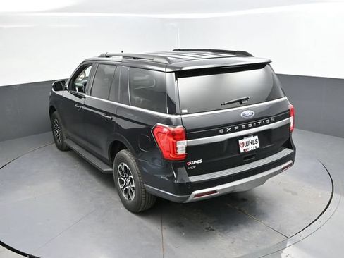 Used 2024 Ford Expedition XLT AWD/4WD image 44