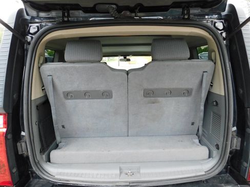 Used 2006 Jeep Commander 4WD w/ Popular Equipment Group image 13