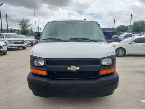 Used 2017 Chevrolet Express 2500 LS image 11