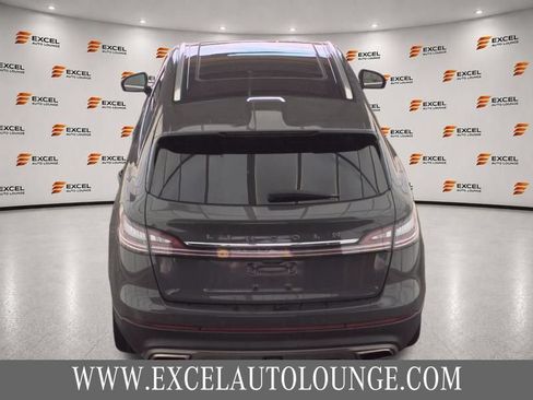 Used 2022 Lincoln Nautilus Black Label w/ Class II Trailer Tow Package AWD/4WD image 4