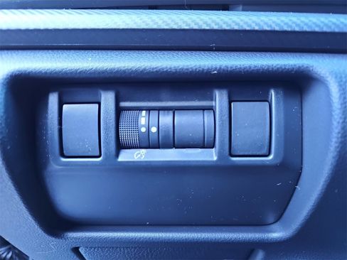 New 2026 Subaru Crosstrek 2.0i Premium image 25