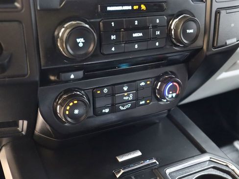 Used 2017 Ford F150 XL w/ Equipment Group 101A Mid RWD image 55