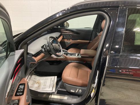 Used 2026 Lincoln Nautilus Reserve w/ Jet Appearance Package AWD/4WD image 18