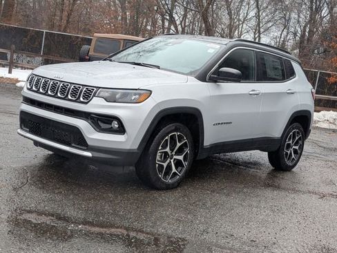 New 2026 Jeep Compass Limited image 7