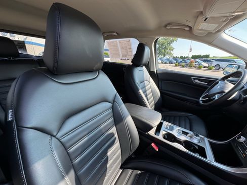 Used 2023 Ford Edge SEL w/ Convenience Package AWD/4WD image 11