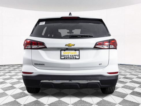 Used 2024 Chevrolet Equinox LT FWD image 17