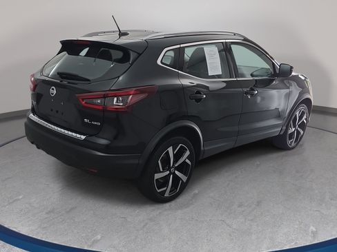 Certified 2022 Nissan Rogue Sport SL w/ Premium Package AWD/4WD image 5