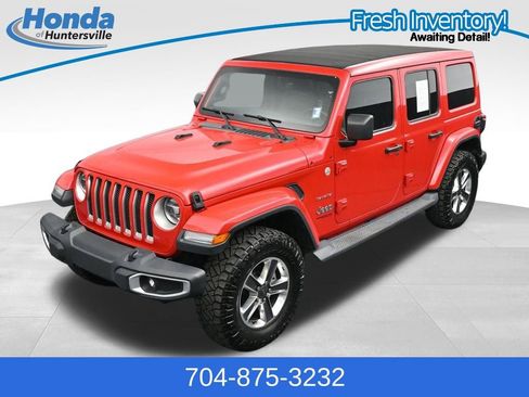 Used 2020 Jeep Wrangler Unlimited Sahara AWD/4WD image 30