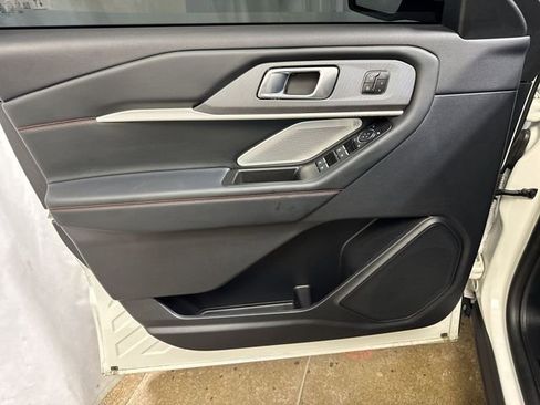 Used 2025 Ford Explorer ST w/ Sun And Sound Package AWD/4WD image 25