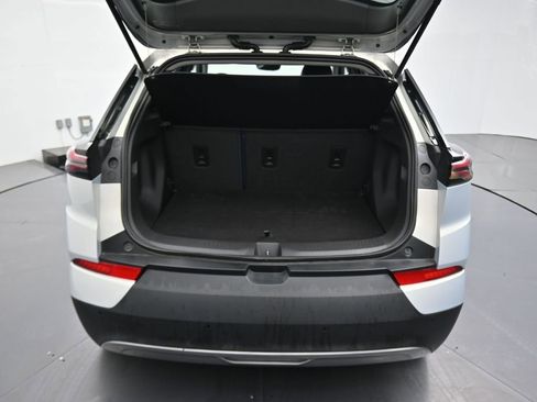 Used 2023 Chevrolet Bolt EUV Premier image 16