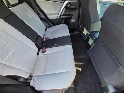 Certified 2018 Toyota RAV4 XLE image 17