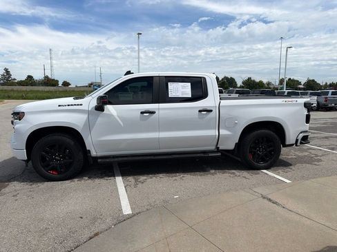 Used 2024 Chevrolet Silverado 1500 RST w/ Redline Edition AWD/4WD image 6