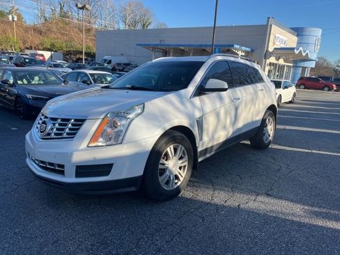 Used 2015 Cadillac SRX Luxury image 21