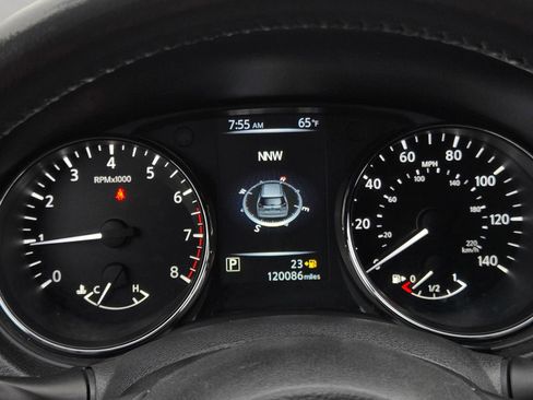 Used 2017 Nissan Rogue SV w/ SV Premium Package AWD/4WD image 23